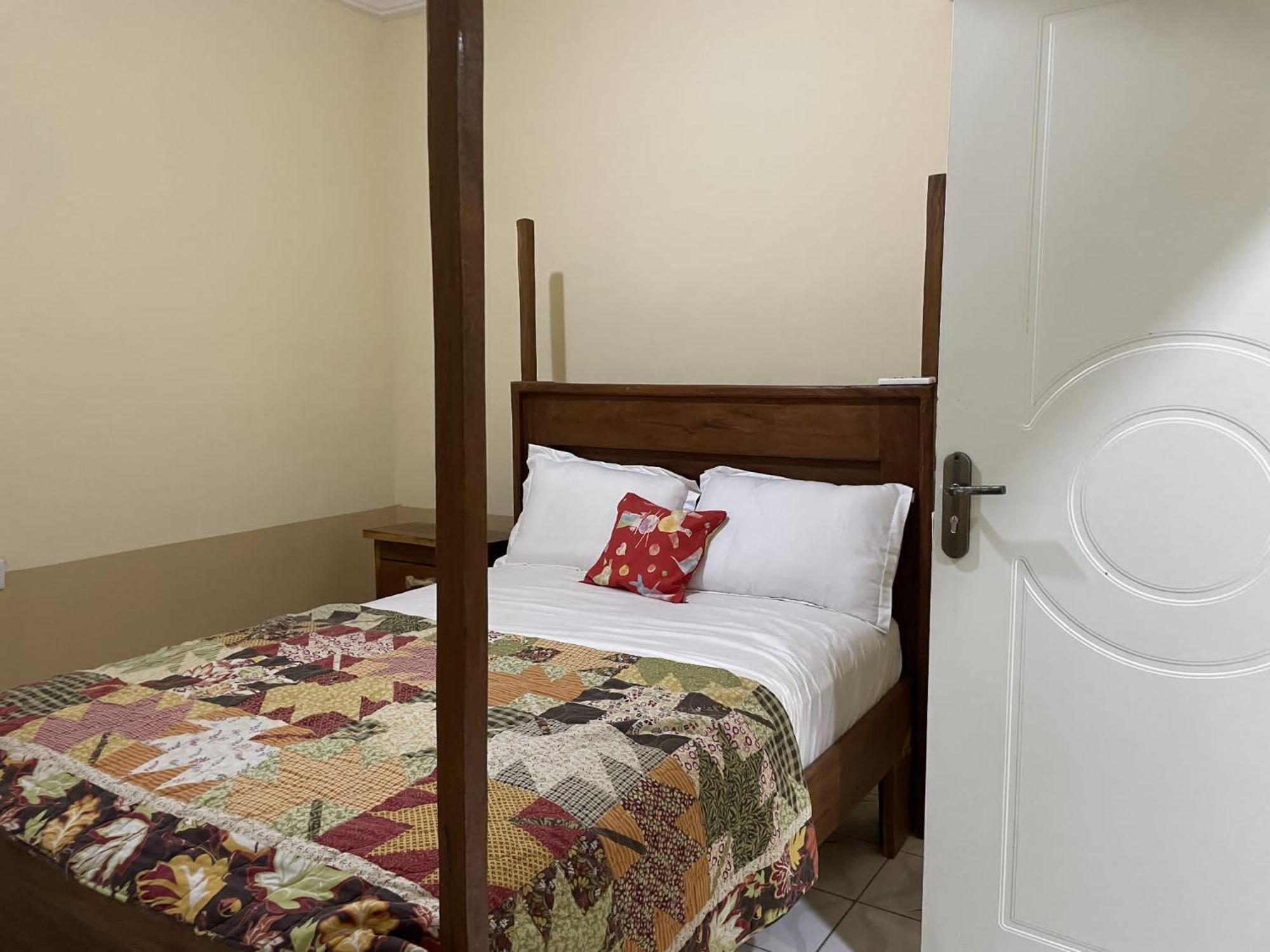 Faith And Grace Guest House Lamin Beretto Buitenkant foto