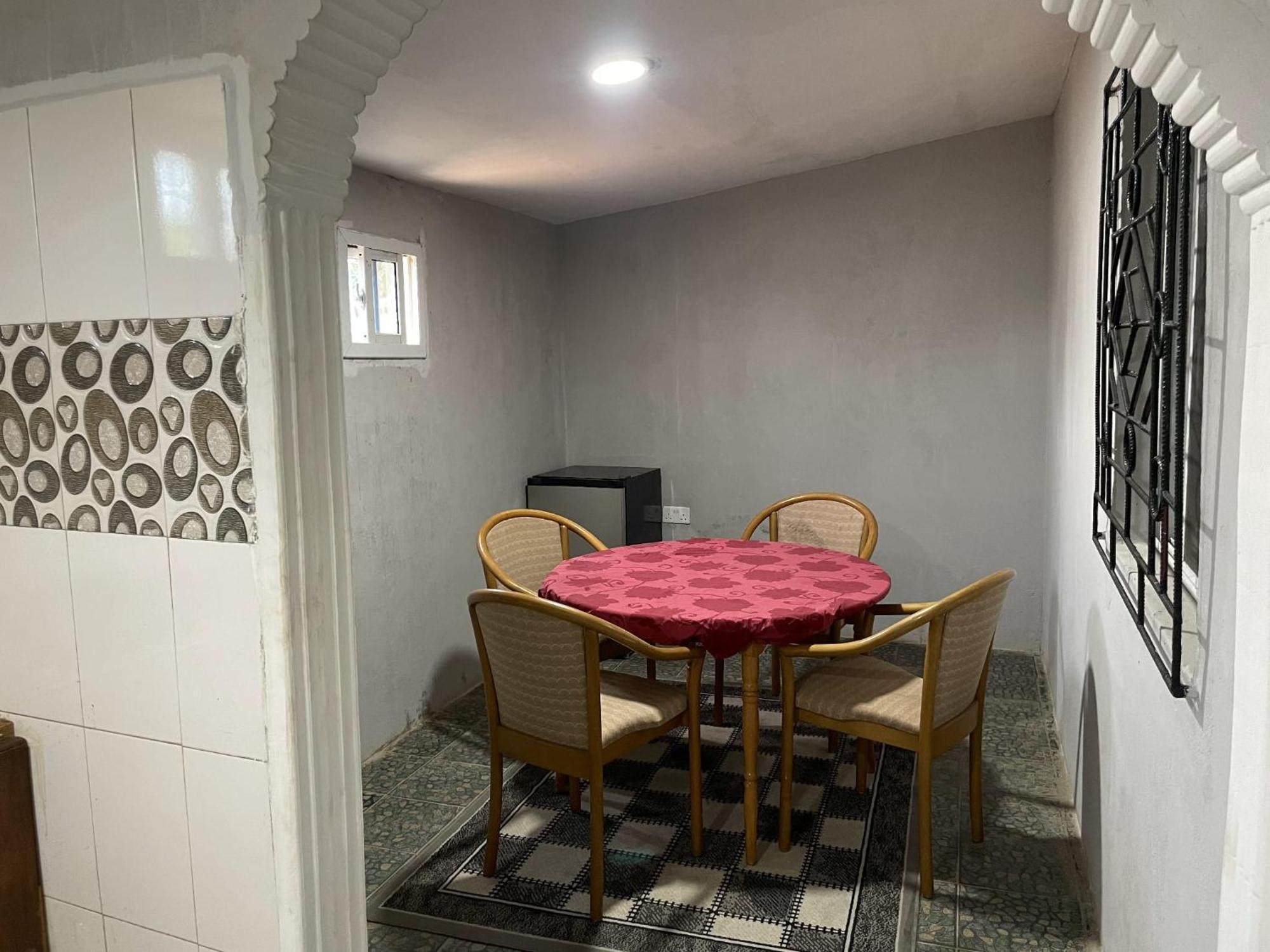 Faith And Grace Guest House Lamin Beretto Buitenkant foto