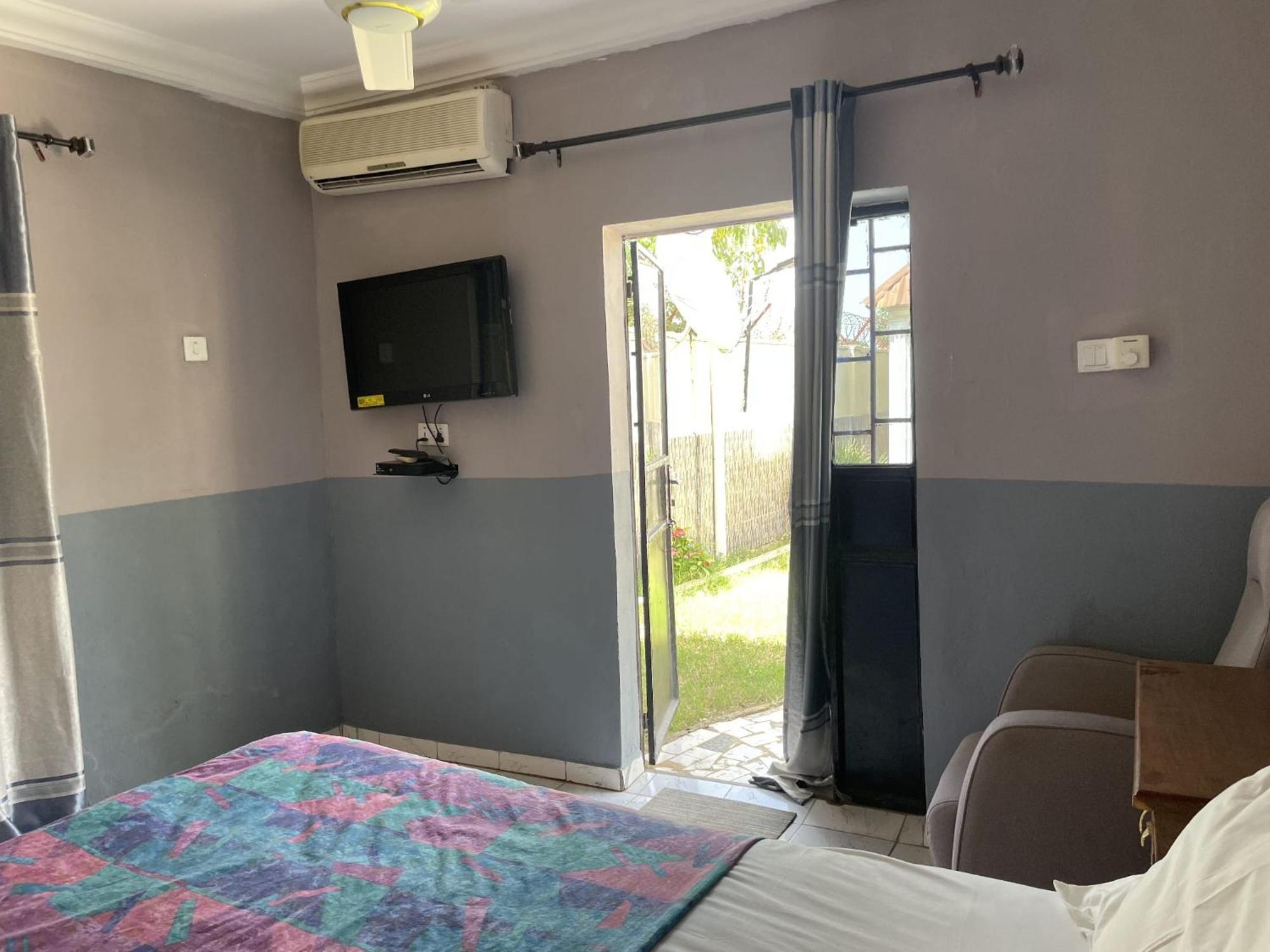 Faith And Grace Guest House Lamin Beretto Buitenkant foto